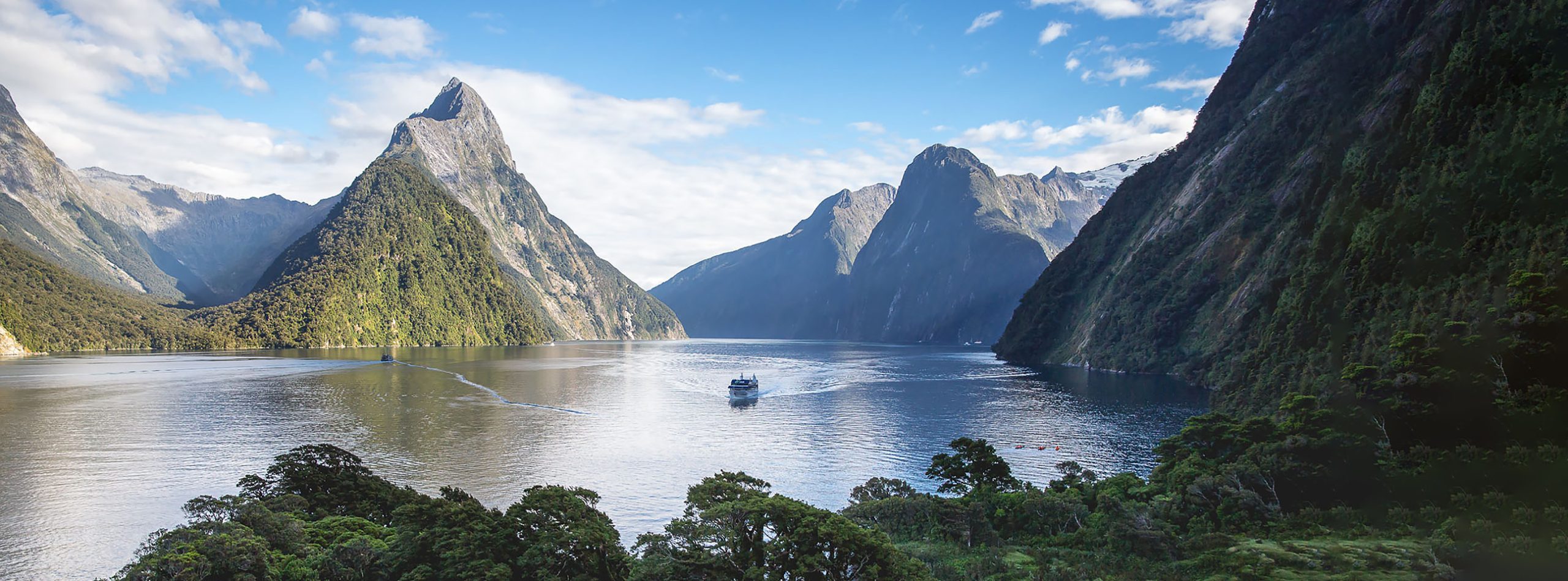 zaac-new-zealand-uncovered-milford-sound-cruise