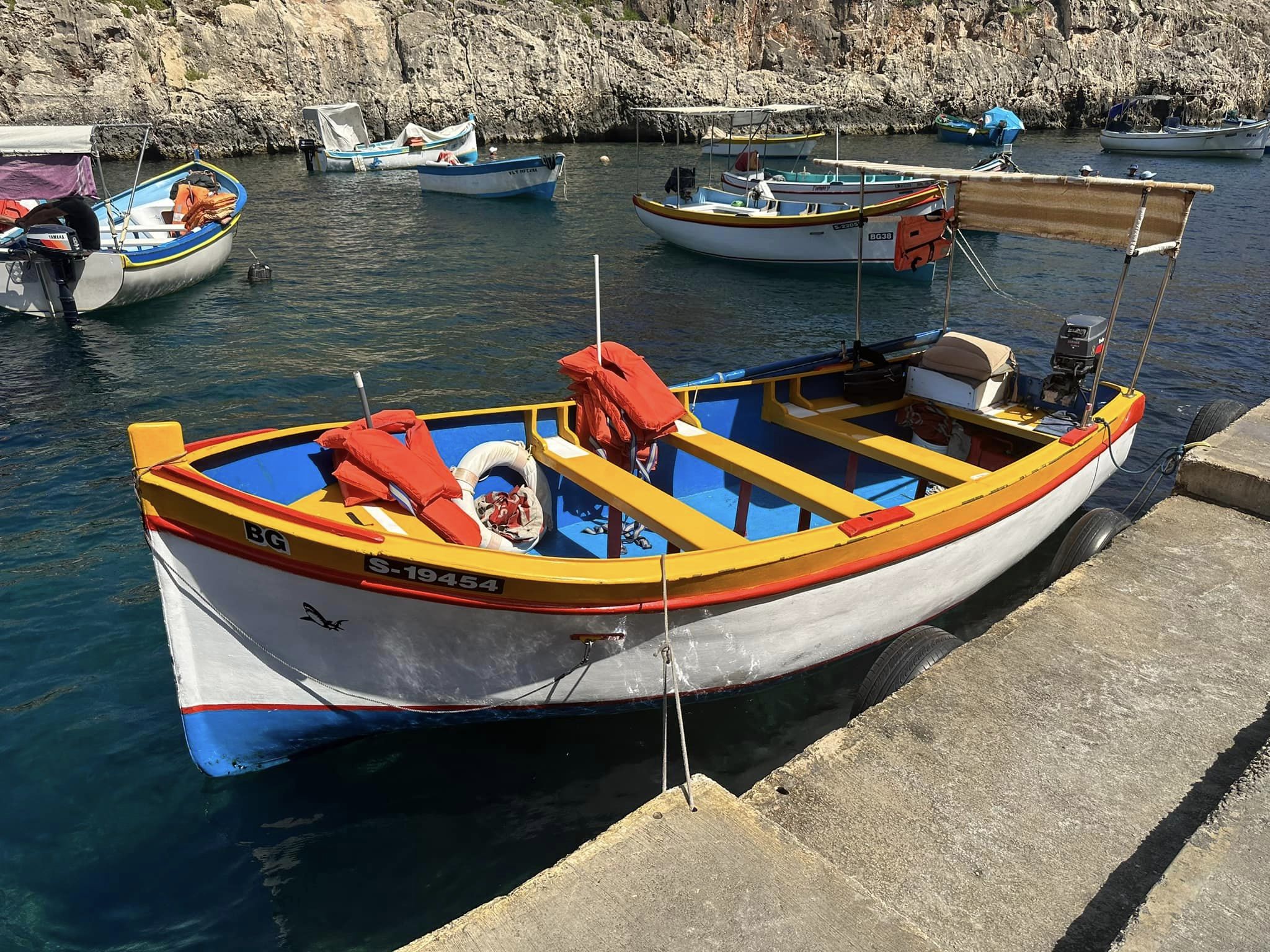 blue grotto caves boat